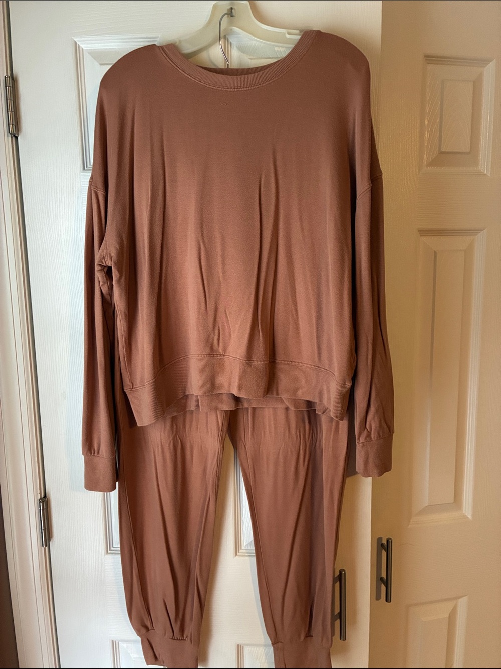 Workshop Republic Clothing Women's Two-Piece Lounge Set in Brown size large